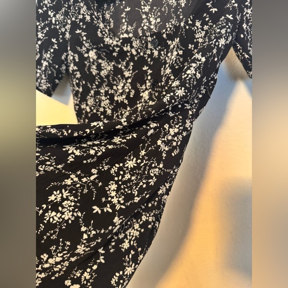NEW Disturbia Naomi Squareneck Floral Dress Black White Size 2 US Midi Maxi NWOT - Picture 9 of 11